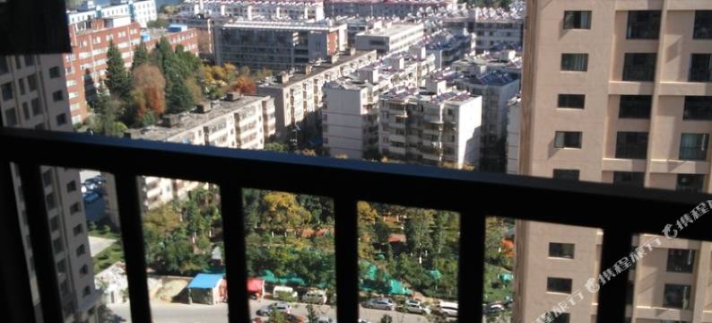 昆明莲花池畔酒店式公寓(教场东路店)图片