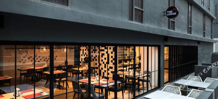 曼谷素坤逸 11 巷彩鸿酒店(Travelodge Sukhumvit 11)图片