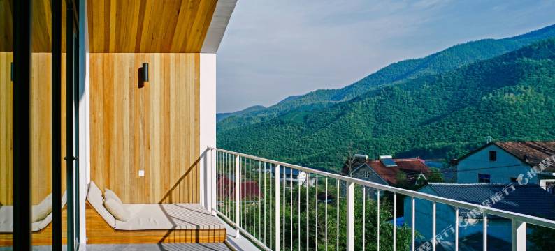 莫干山无二亲子溯溪温泉度假美宿图片