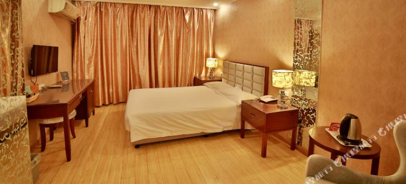 武汉金茂宾馆(协和医院中山公园地铁站店)图片