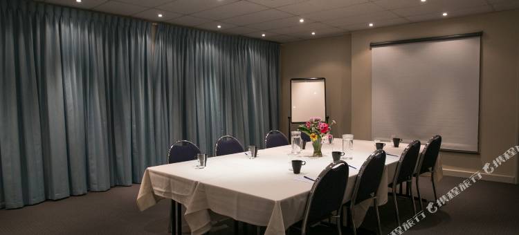 芒茨湾内苏托酒店(Nesuto Mounts Bay)图片