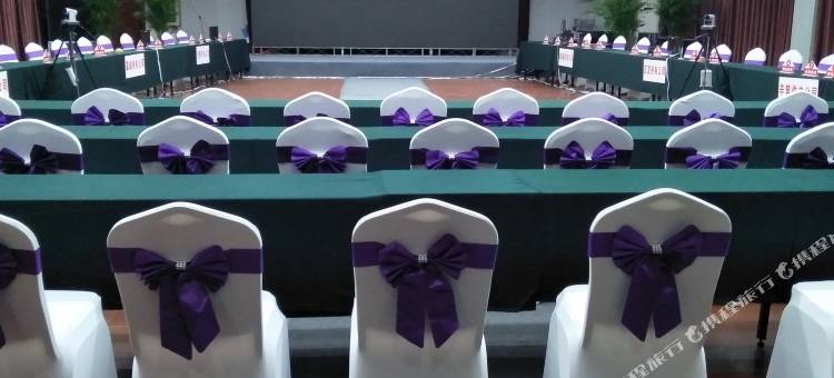 辛集爱人大酒店图片