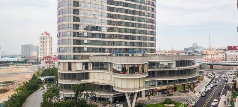 瑞奇公寓(青岛中联自由港湾店)图片