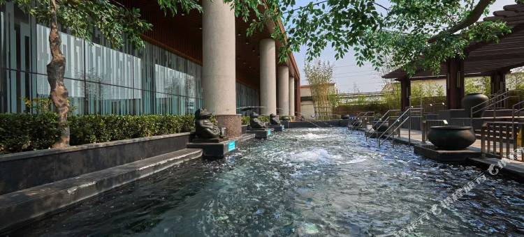 盛世澜湾温泉酒店(天津静海站店)图片