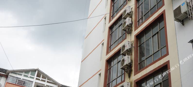 途窝假日酒店(荔波冰雪水世界滑雪场店)图片