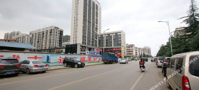 悦来住宿(武汉东湖学院汉口学院店)图片