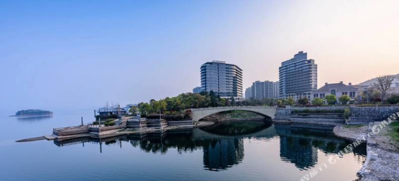 千岛湖中心湖半岛时光度假酒店公寓图片