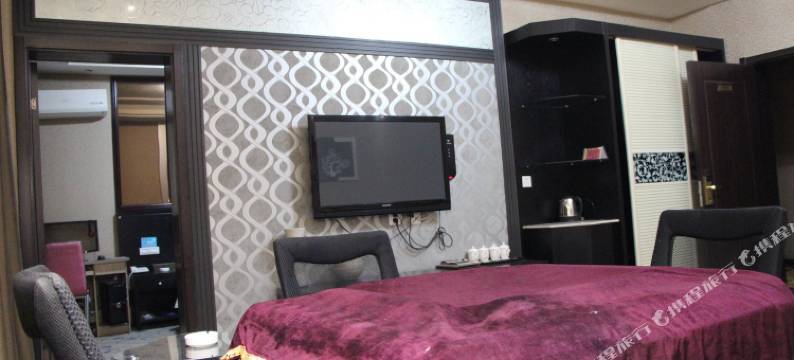 轮台天柏酒店图片