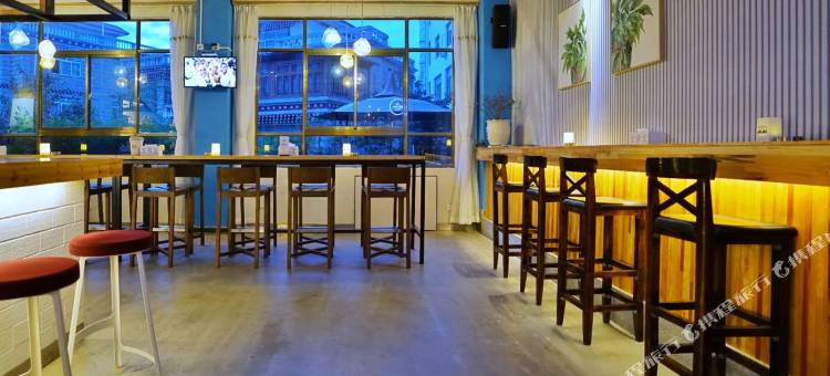 林芝峰行驿藏泊花园酒店图片