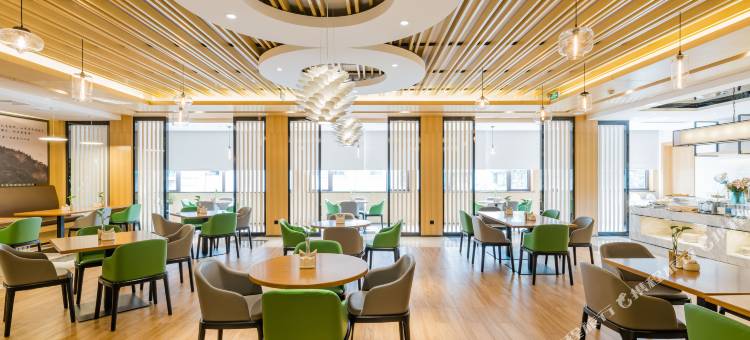 杭州西湖河坊街亚朵酒店图片