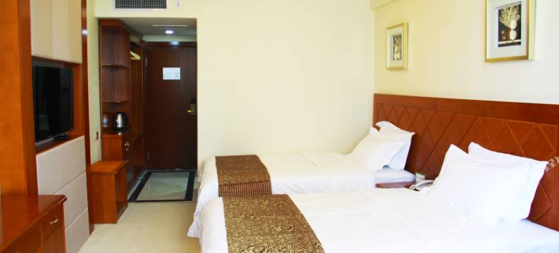 良友大酒店(阿克苏太百购物中心店)图片