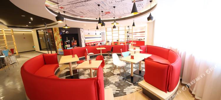 宜必思酒店(重庆解放碑步行街洪崖洞店)图片