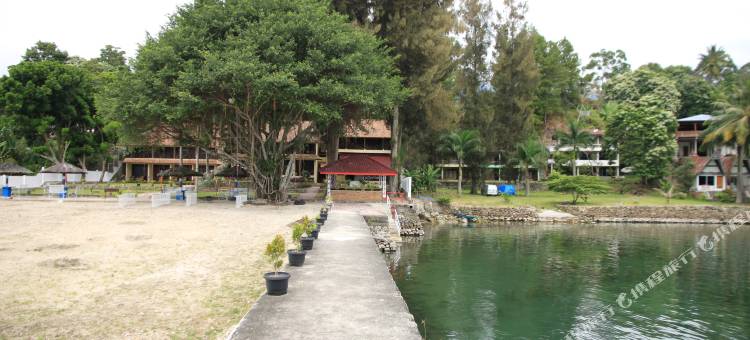 图图潘杜湖滨酒店(Hotel Pandu Lakeside Tuktuk)图片