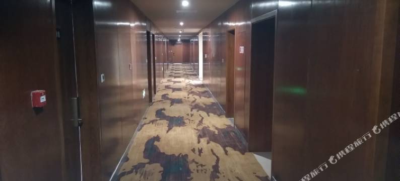 青岛融合大厦酒店图片