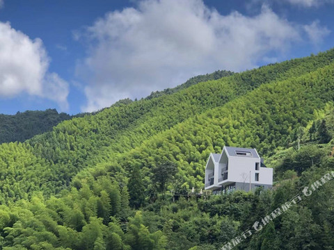 云和甲舍在田间健康民宿