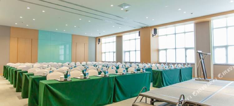 雅安智选假日酒店(雅州廊桥店)图片