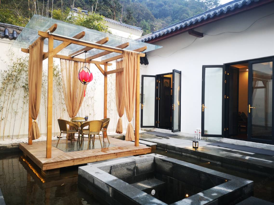 姑婆山三姐故事森林温泉旅修疗愈度假酒店图片