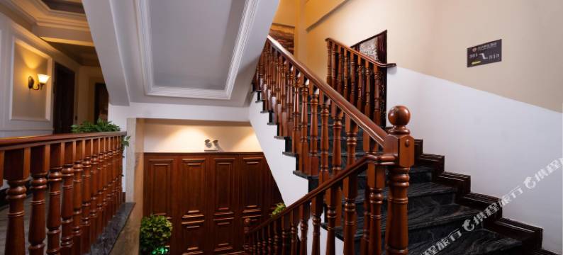 PK电竞酒店(重庆大学城轻轨站店)图片