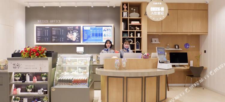 汉庭优佳酒店(成都武侯簇桥地铁站店)图片
