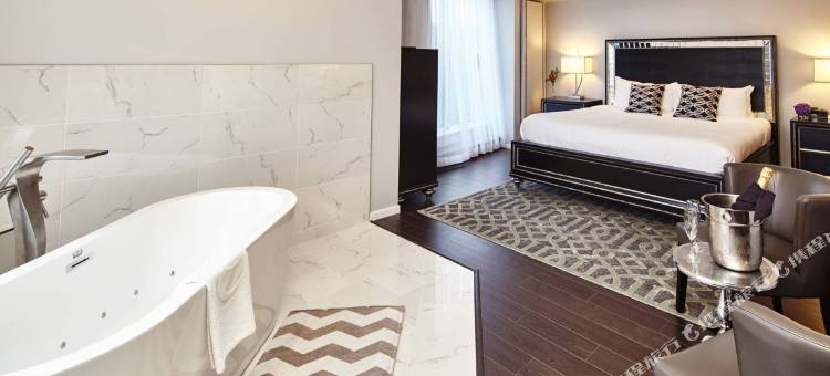 高贵林行政广场酒店(Executive Plaza Hotel & Conference Centre, Metro Vancouver)图片