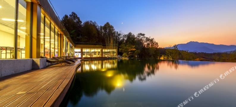 桃花潭畔诗画山水酒店图片