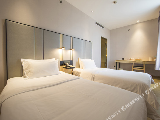 汉庭酒店(上海静安寺地铁站店)