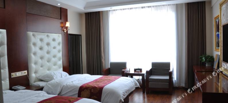 卓尼巴桑大酒店图片