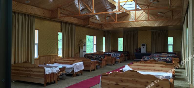 若尔盖白龙江大酒店图片