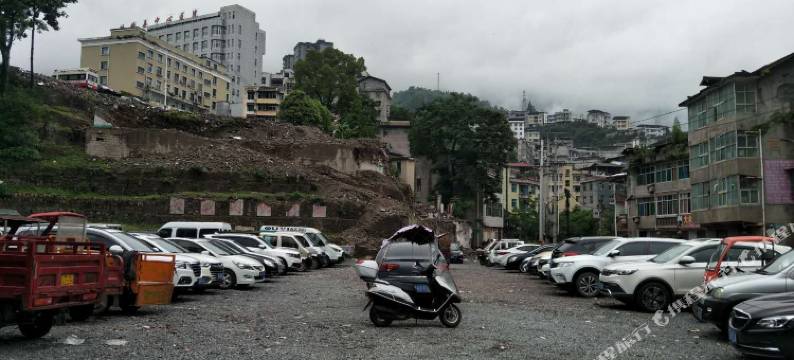 鹤峰万豪商务酒店图片