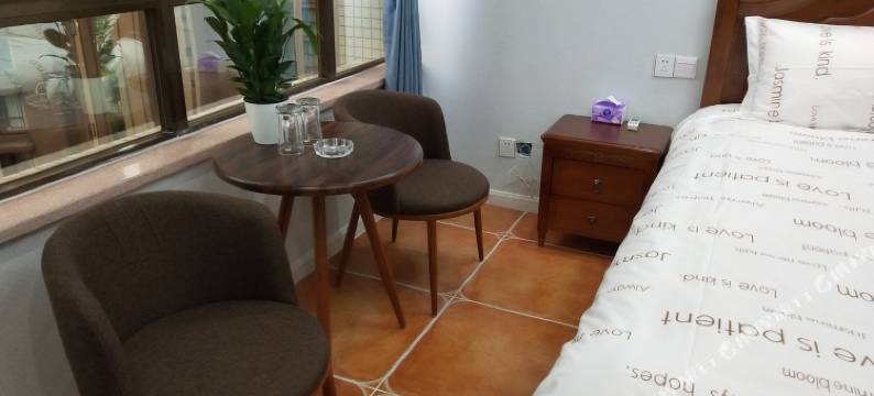 眉山柠檬树公寓(碧湖居南路北口分店)图片