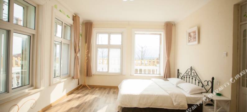 临海美墅泳池度假别墅(青岛崂山风景区店)图片