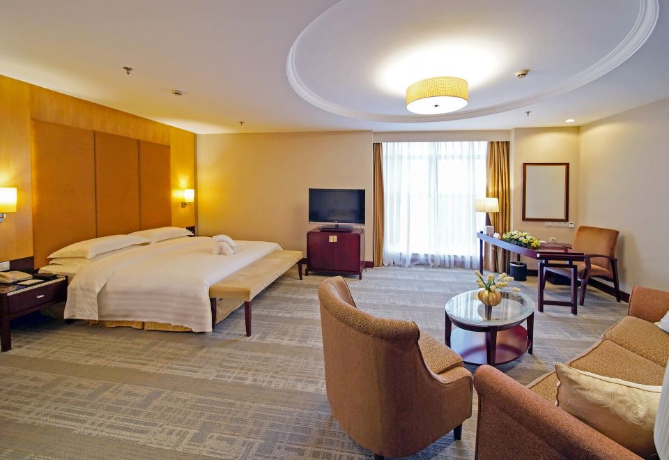 Golden Diamond Hotel ZhongshanHotel Overview