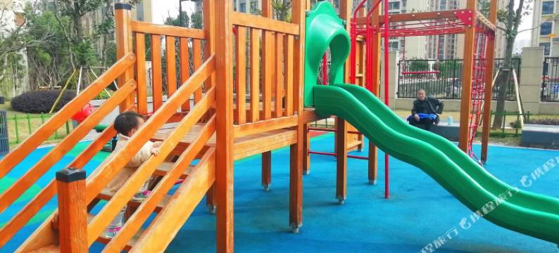 武汉蜡笔小新图图公寓图片