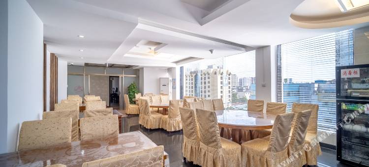 精品假日酒店(北海北部湾广场店)图片