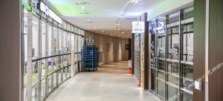 江原平昌华美达套房酒店(Ramada Hotel & Suites by Wyndham Gangwon Pyeongchang)图片