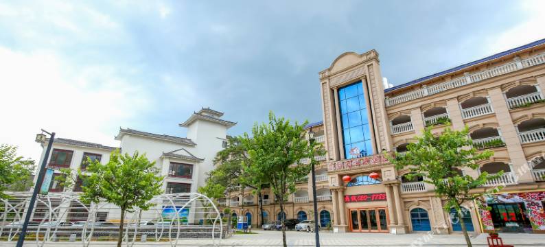 广州流溪河畔大酒店图片