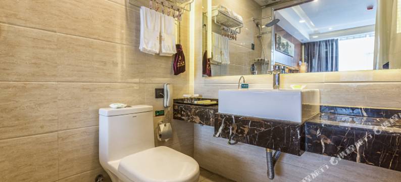 山西华苑宾馆(太原站西广场地铁站店)图片