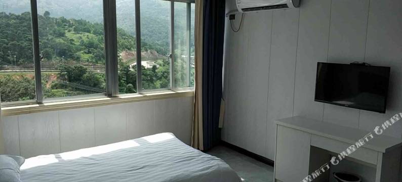 苍南滨海渔村海鲜楼图片