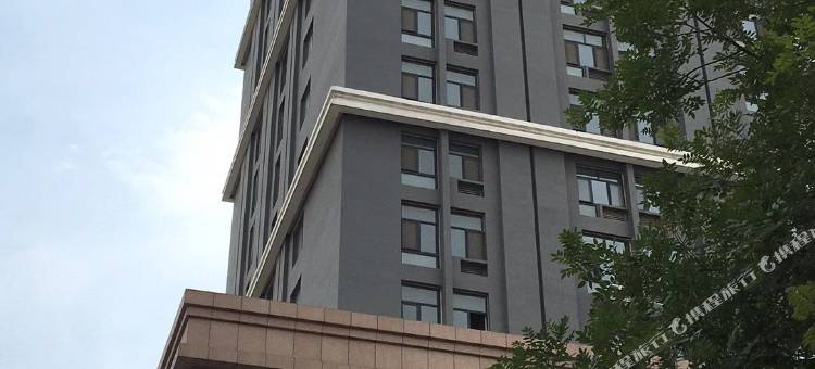 唯美拾光主题公寓(河北大学店)图片