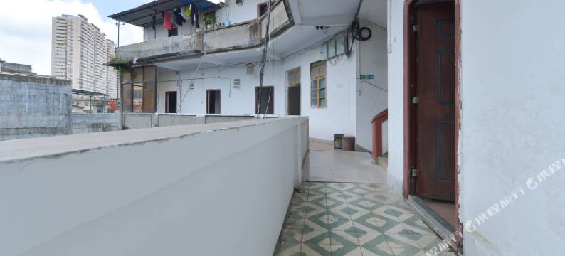 钦州中东招待所(东风市场第一中学店)图片