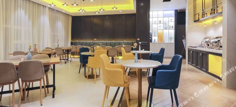 白玉兰酒店(格尔木江源路店)图片