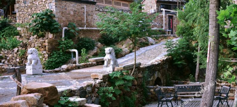 曳尾园酒店(泰山环山路店)图片