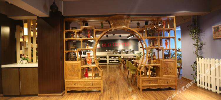 巴里岛假日酒店(泰安环山路宝龙城市广场店)图片