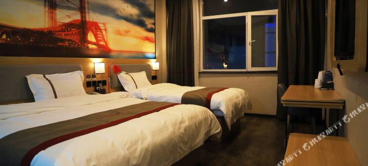 乌兰尚客优酒店图片