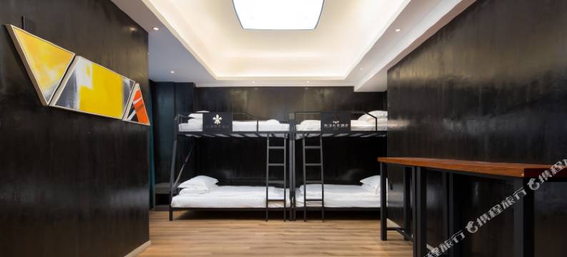 凯泽电竞酒店(长沙高铁南站店)图片