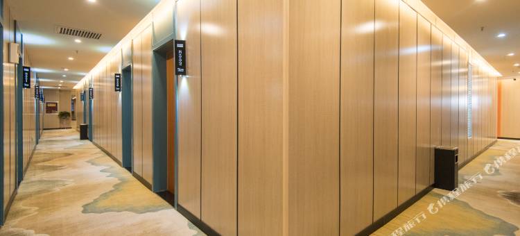 轻住·悦享酒店(西安凤城二路市图书馆地铁站店)图片