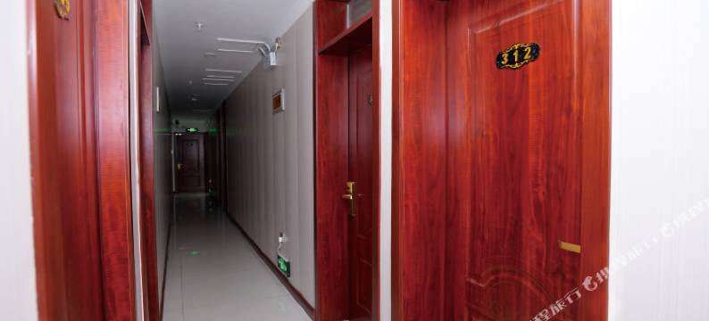 君悦酒店(银川新华联火车站店)图片