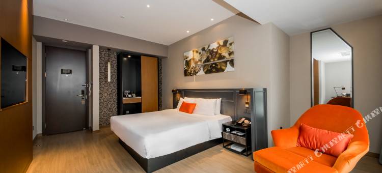 和颐至尊酒店(上海临港滴水湖海洋公园店)图片