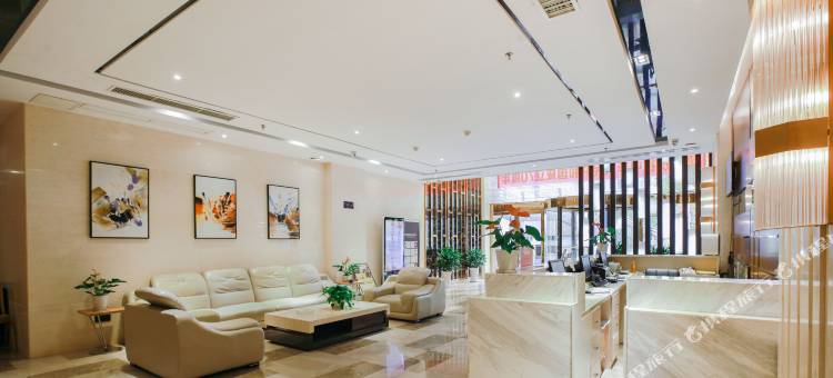 多彩四季酒店(贵阳油榨街地铁站店)图片
