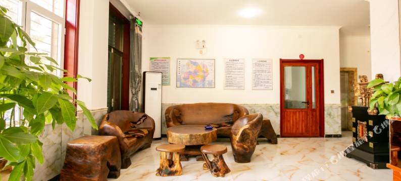 易县仙人快捷假日酒店图片